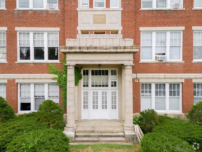 Mekeel Christian Academy is an old school founded since 1976.