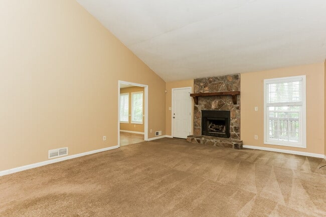 520 Gregory Manor Dr SW, Smyrna, GA 30082 - photo 4