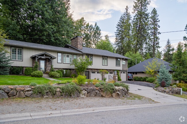 Split-level homes overlook the Spokane River in Blackwell Hill.