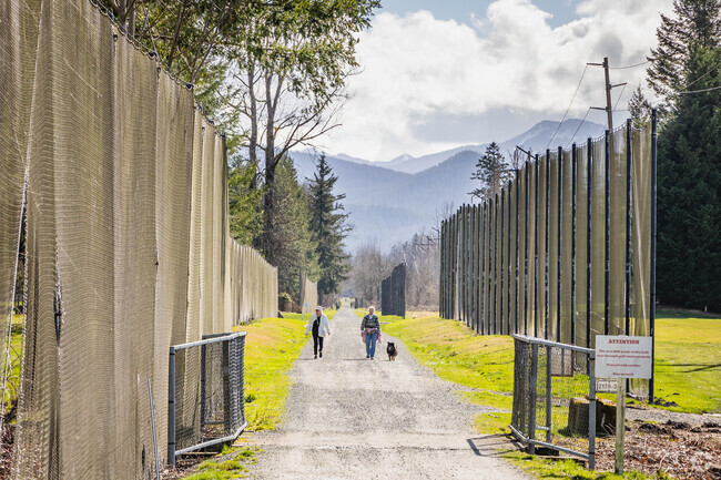 The Snoqualmie Valley Trail offers Riverpoint residents 29 scenic miles to enjoy.