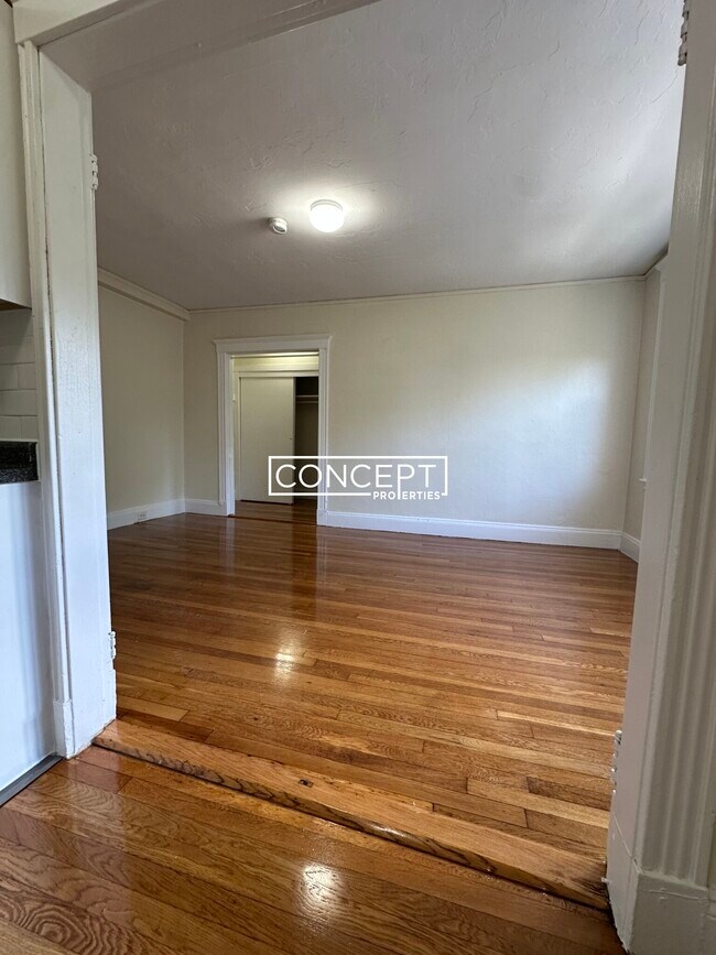 231-235 Park Dr unit 32GC, Boston, MA 02215 - photo 5