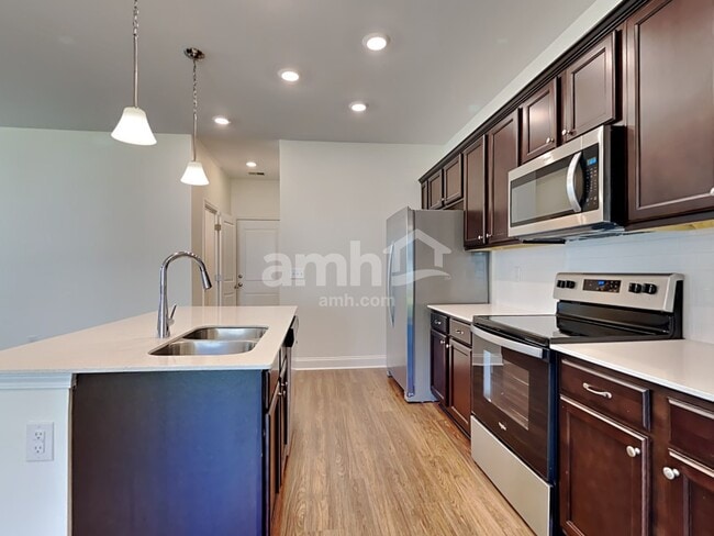 308 West St, Moncks Corner, SC 29461 - photo 3