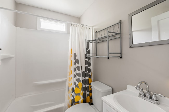 5424 Oakmont Cir, Nashville, TN 37209 - photo 7