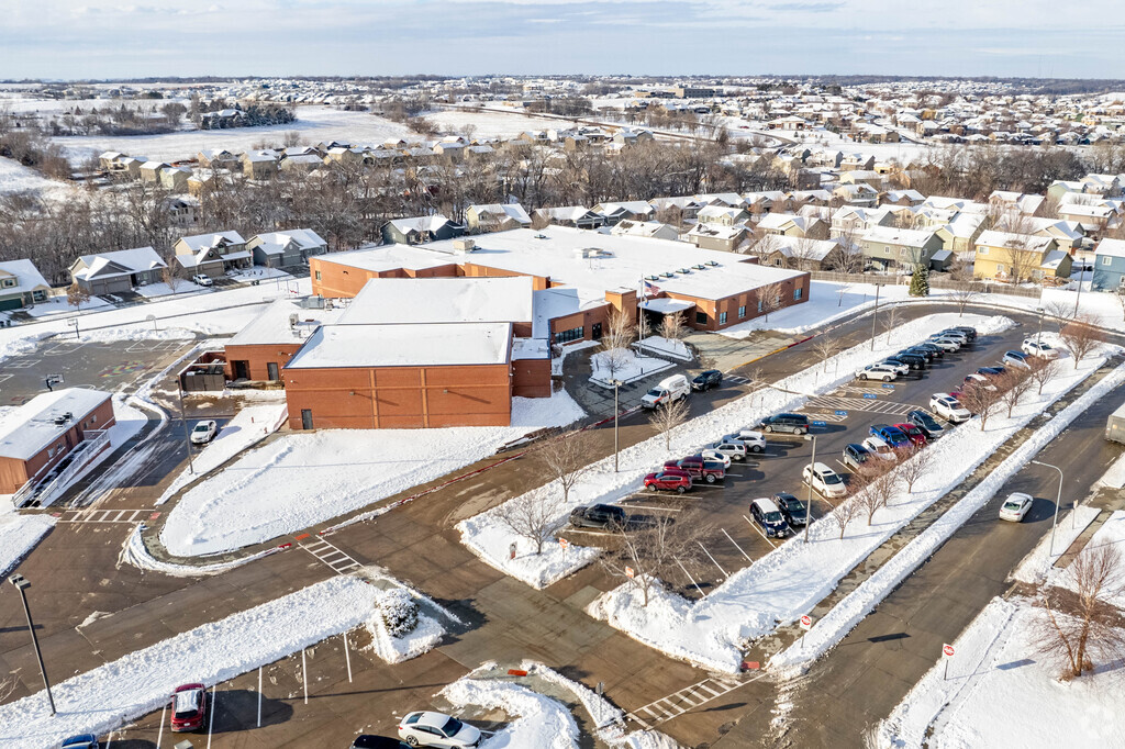 Reagan Elementary School students enjoy learning in a large and modern school.
