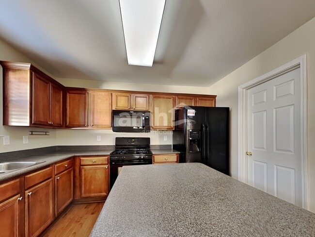 2630 Gatewater Ct, Cumming, GA 30040 - photo 3