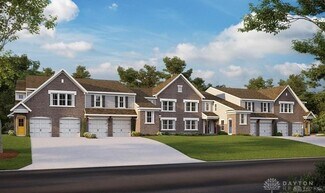 2715 Golden Leaf Dr, Beavercreek, OH 45431