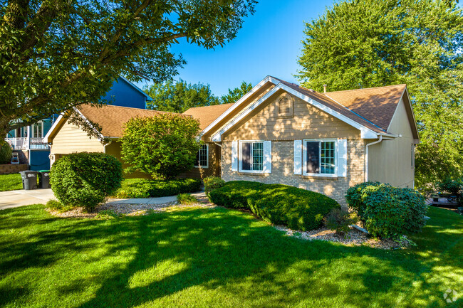 Ranches aren't all that common in Bent Creek, but they are all beautifully maintained.