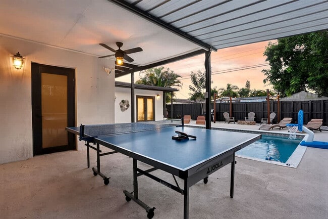 6450 Perry St unit ID1372363P, Hollywood, FL 33024 - photo 7