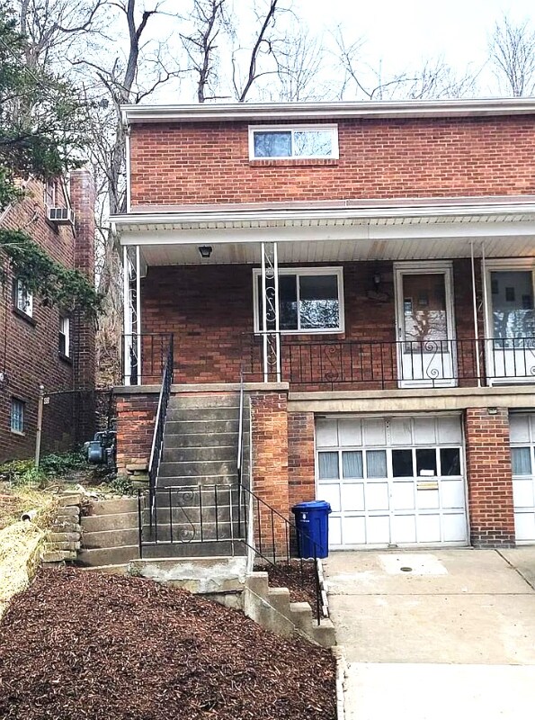 2273 Pauline Ave, Pittsburgh, PA 15216