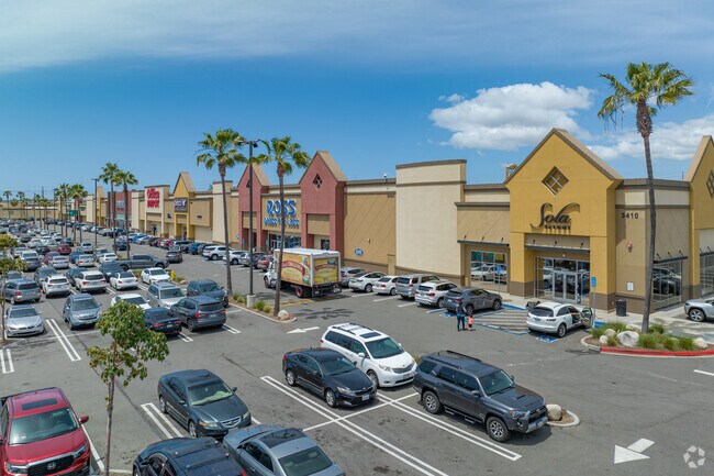 Gateway Marketplace in North Chula Vista includes national retailers and local favorites.