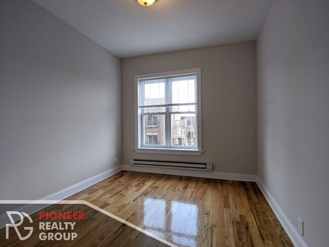 951 W Cornelia Ave unit 3, Chicago, IL 60657 - photo 5