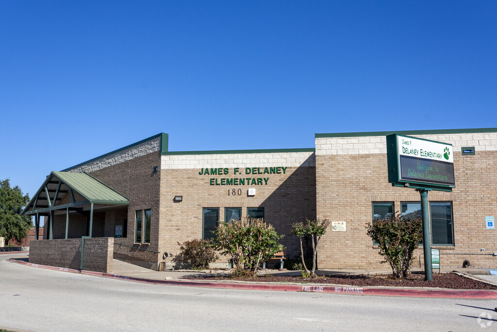 James F Delaney Elementary School provides education in the neighborhood of 
Kennedale.