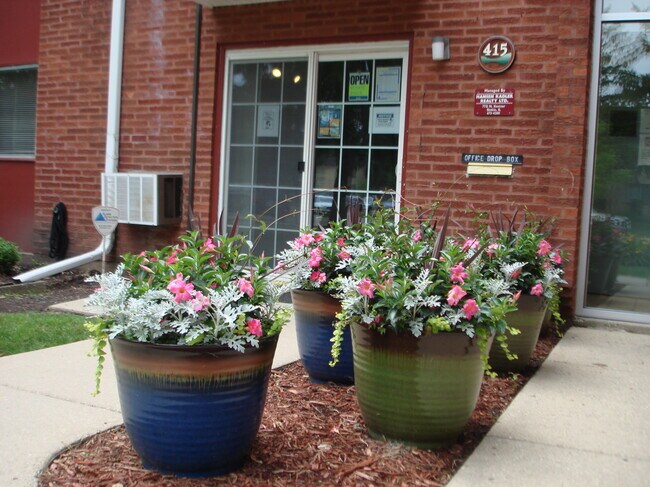 Circle Hill Apartments, Arlington Heights, IL 60004 - photo 7