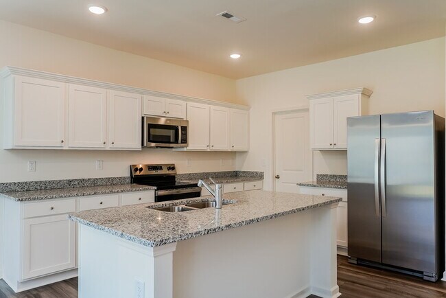 216 Babbling Brk Dr, Clayton, NC 27520 - photo 7