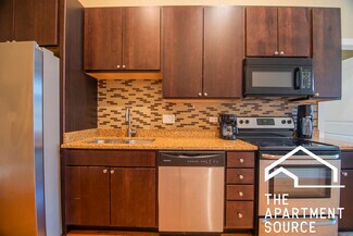 3138 S Indiana Ave Unit 206, Chicago, IL 60616