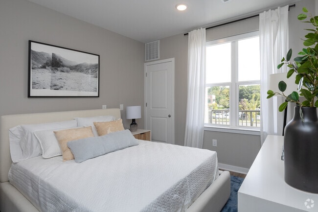 99 Bridge, Old Bridge, NJ 08857 - photo 5