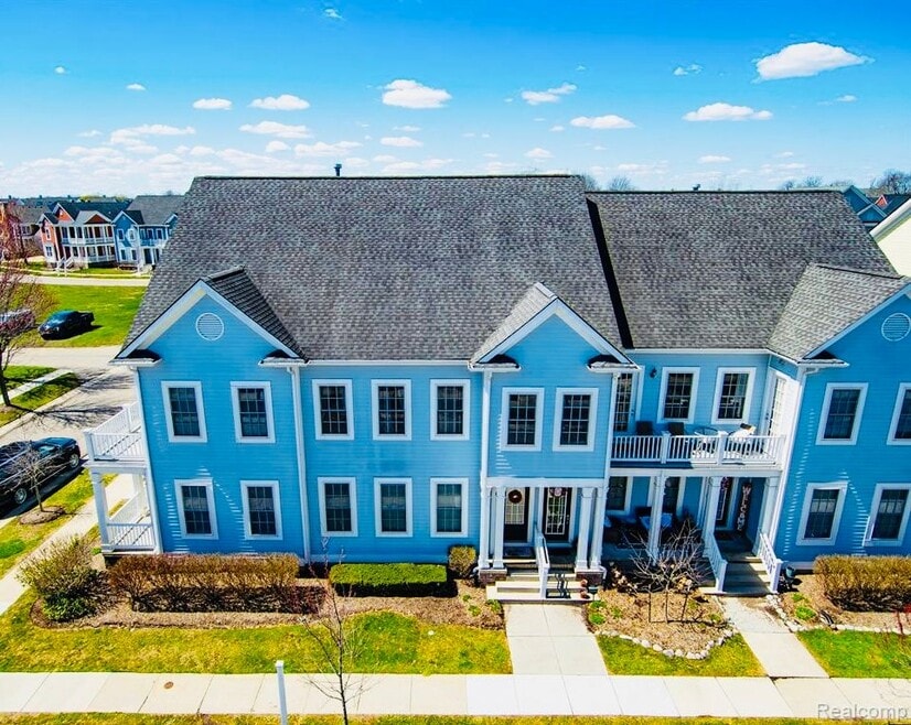 370 Roosevelt St, Canton, MI 48188 - photo 1