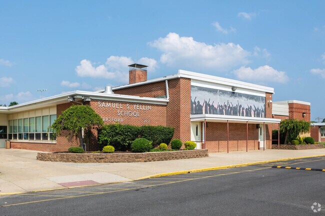 Samuel S. Yellin Elementary School was rated #7 in Best Public Middle Schools in Camden County.