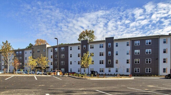 Union at Crescent, Bloomington, IN 47404 - photo 3