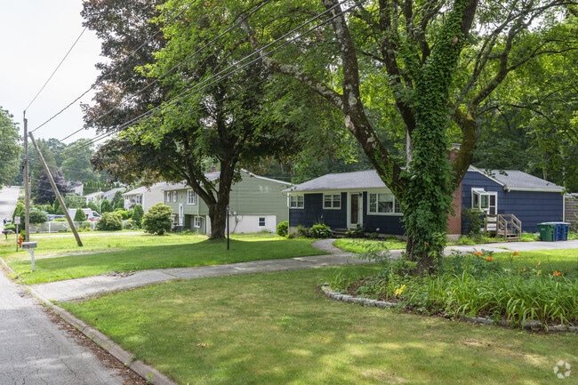 Many homes in the southern Jordan Village area of Waterford are well positioned ranches with mature plantings.