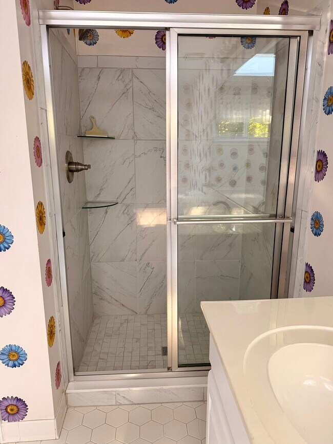 2612 Leeshire Ct, Tucker, GA 30084 - photo 3