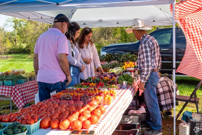 Enjoy the freshes produce that Gilberts Corner Farmers Market has near Kirkpatrick Farms.