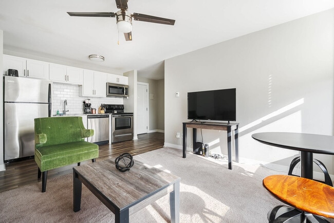 615 N East St unit ID1364143P, Indianapolis, IN 46202 - photo 6