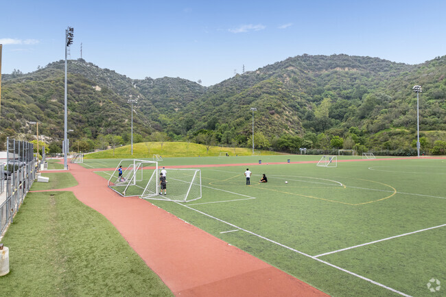 Locals of Verdugo Viejo can enjoy the multiple fields of the Glendale Sports Complex.