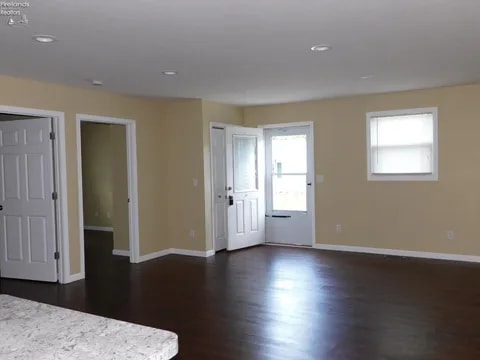 12 Pine St, Norwalk, OH 44857 - photo 4