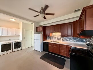 1530 New Holland Rd Unit 2nd floor Apt C, Reading, PA 19607