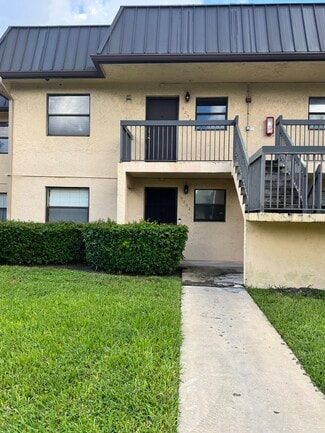 9232 NW 1st St Unit Pine Lake, Pembroke Pines, FL 33024