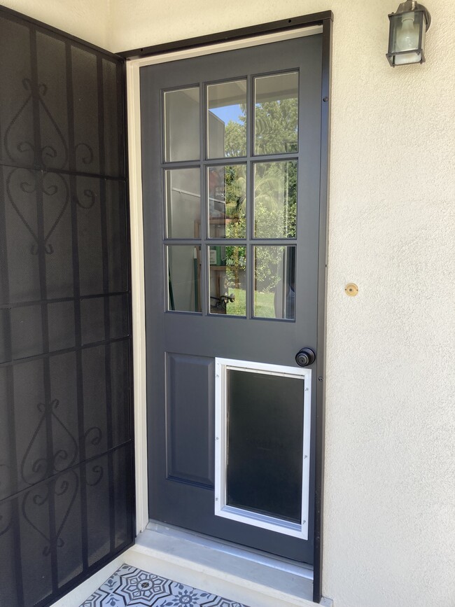 4715 Allott Ave, Sherman Oaks, CA 91423 - photo 7