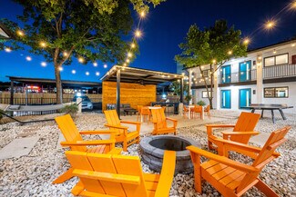 2208 Del Curto Rd, Austin, TX 78704