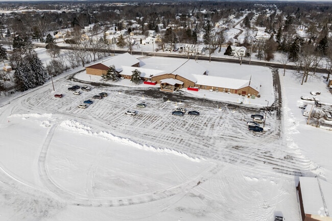 A frontal view of New Covenant Christian School.