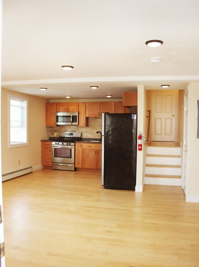 158 North St unit F, Burlington, VT 05401 - photo 6