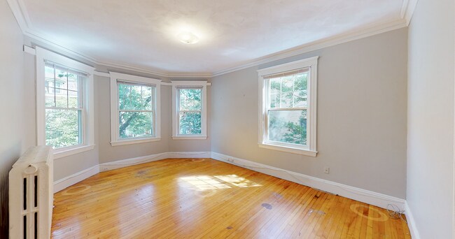 8A Forest St unit 4, Cambridge, MA 02140 - photo 3