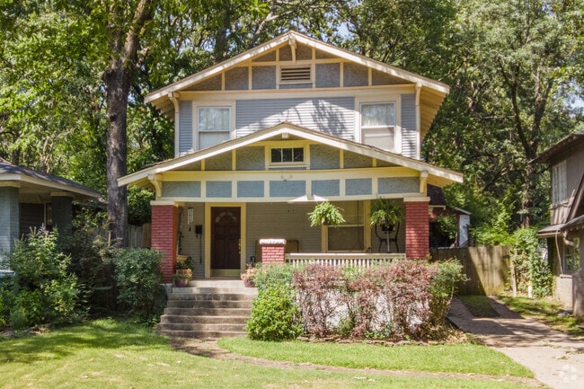 Craftsman style home in Hillcrest located in Little Rock, Arkansas.