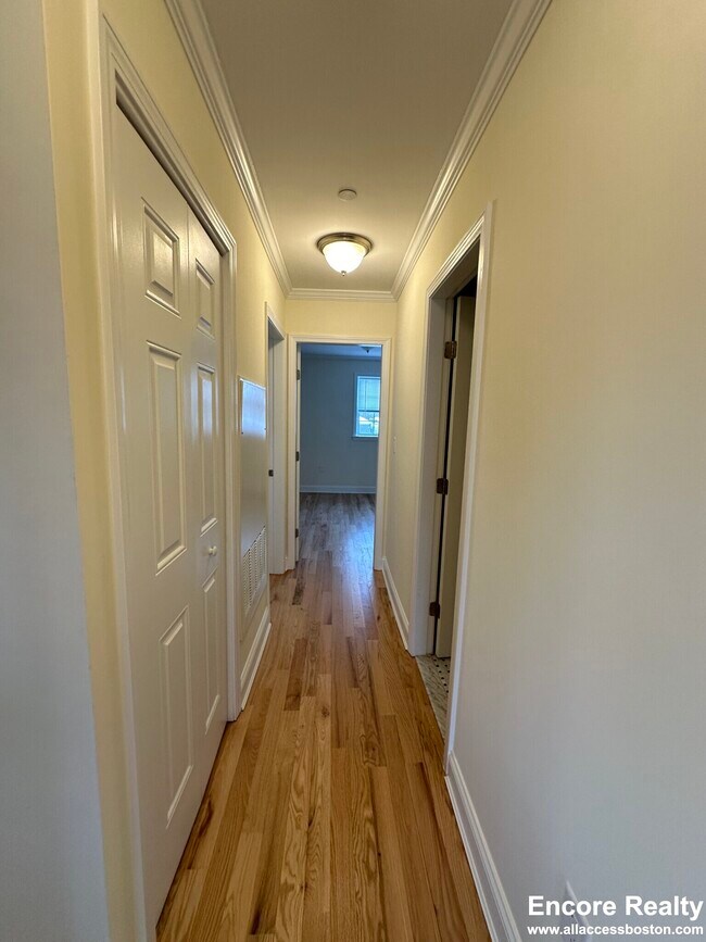 55 Langdon St unit 13, Cambridge, MA 02138 - photo 7