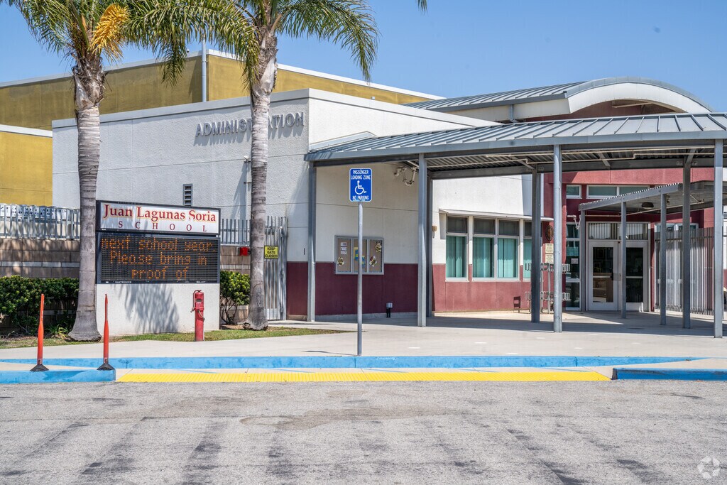 Juan Lagunas Soria Elementary School, Rankings & Reviews