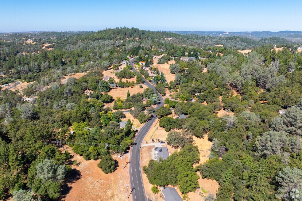 1028301_Auburn Lake Trails_JB_082925_FINAL