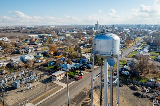 Nyssa’s compact layout centers on Main Street and stretches toward farmland.