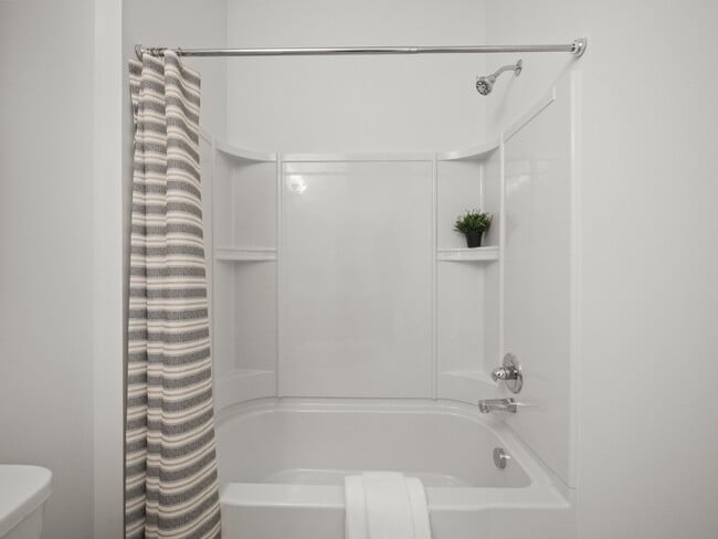 20811 Burn Dr, Macomb, MI 48044 - photo 7