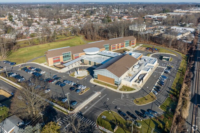 Crooked Billet Elementary School ranks better than 62.9% of elementary schools in Pennsylvania.