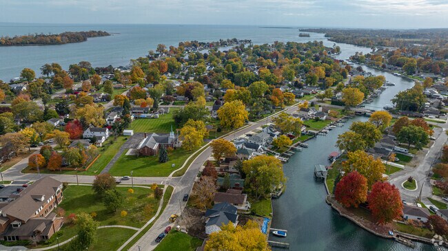 The beautiful town of Gibraltar is surrounded by canals and Lake Erie.
