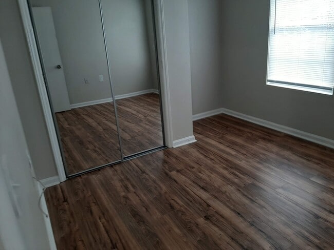 4220 Craig Ave unit Brittany Place At Cr, Charlotte, NC 28211 - photo 5