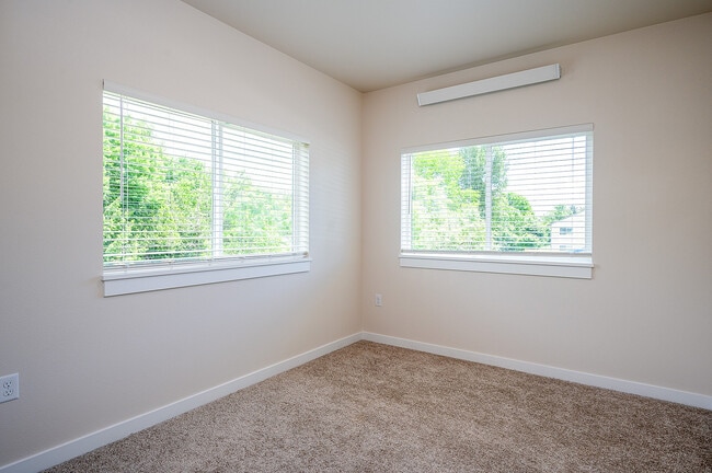 Creekside Meadows, Albany, OR 97322 - photo 7