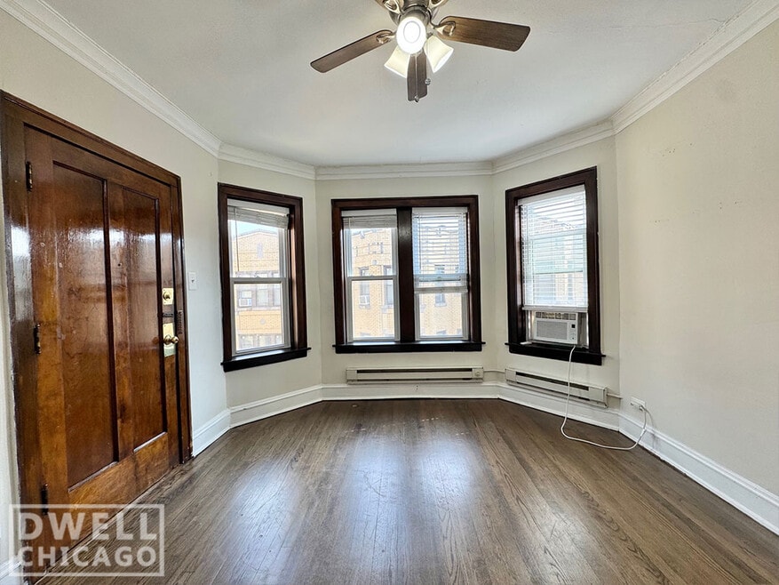 3820 N Greenview Ave unit 1, Chicago, IL 60613 - photo 1