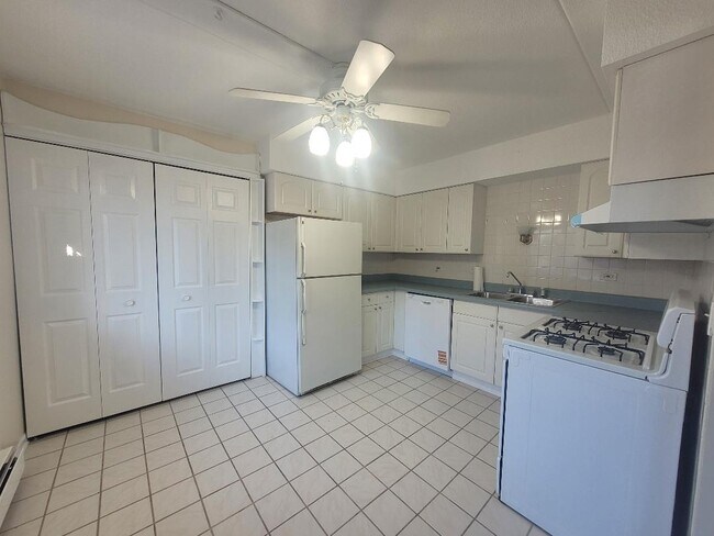 7335 W 157th St unit 1C, Orland Park, IL 60462 - photo 4