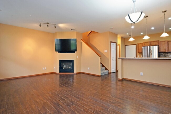 6819 Narcissus Ln N, Osseo, MN 55311 - photo 6