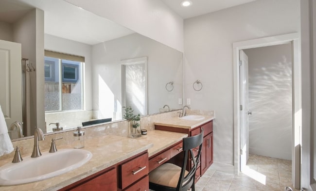 602 Criolla Dr, Oakdale, CA 95361 - photo 6